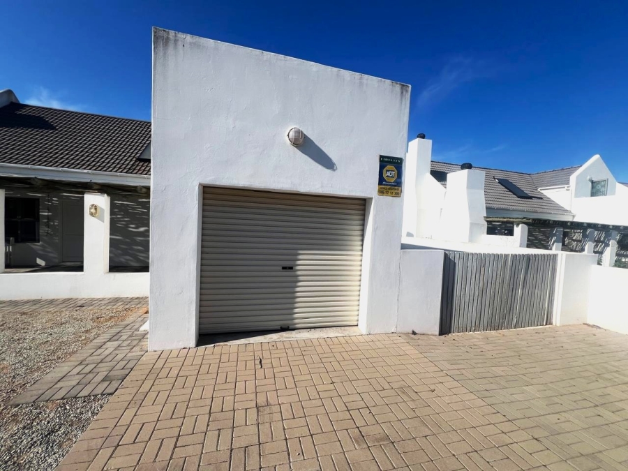 4 Bedroom Property for Sale in Golden Mile Western Cape